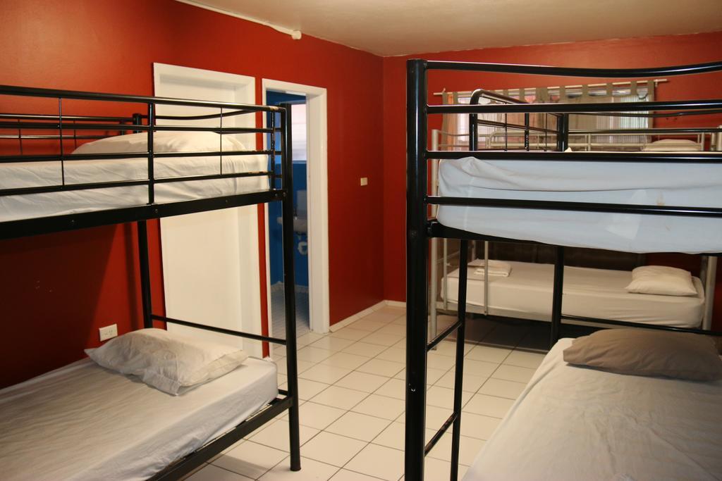 Auberge de jeunesse Cairns Waterfront Backpackers Extérieur photo